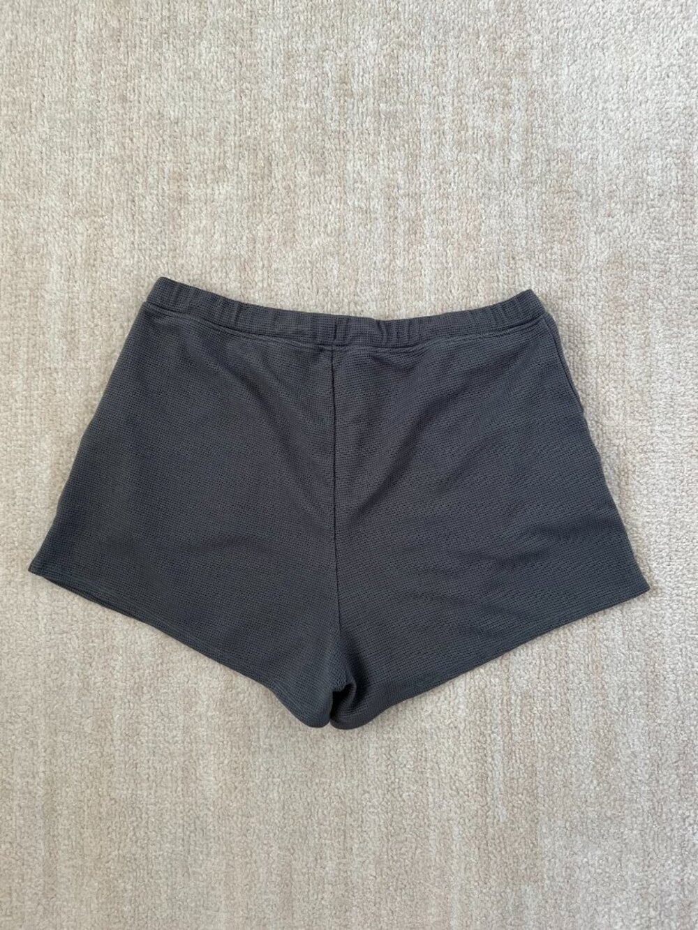 Vuori Bayview Thermal Waffle Knit Gray Shorts M - Picture 4 of 12